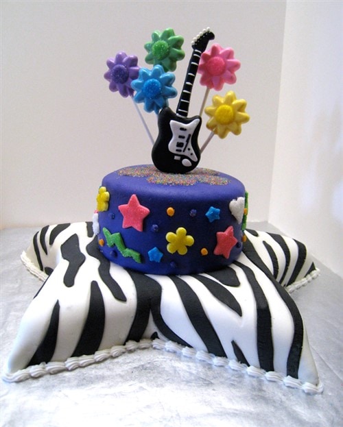 Girls Birthday Cakes - Guitar Rocker