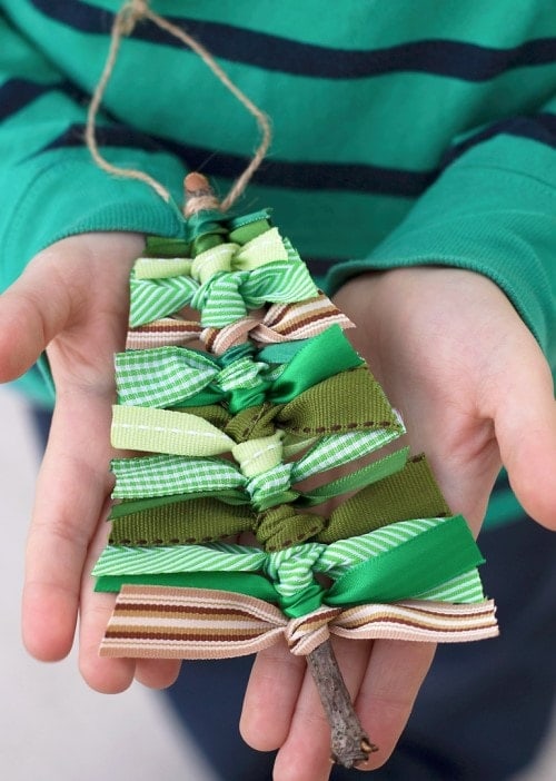 Kids Christmas Crafts - Ribbon