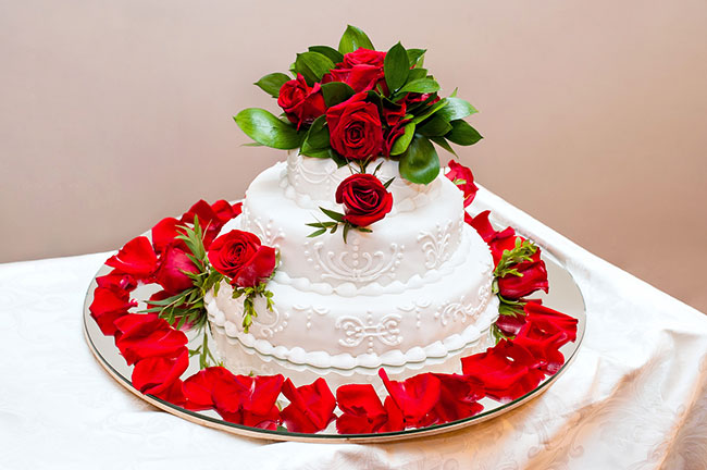 Photo Book - Wedding Cake - Food Porn - Roses