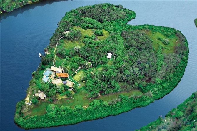 Honeymoon Destination - Makepeace Island