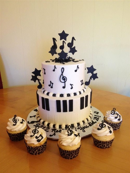 Girls Birthday Cakes - Music Themed