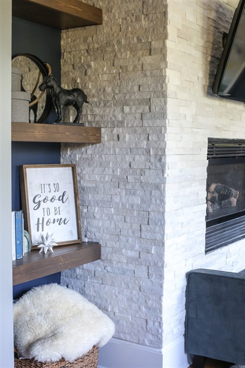 Simple Home Decorating Ideas For Your Living Room - Wood Shelves