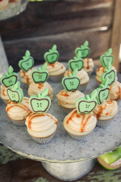 Baby Shower Food - Apple Of My Eye Cupcakes