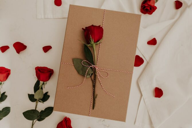 7 Thoughtful Personalised Valentine’s Day Gifts