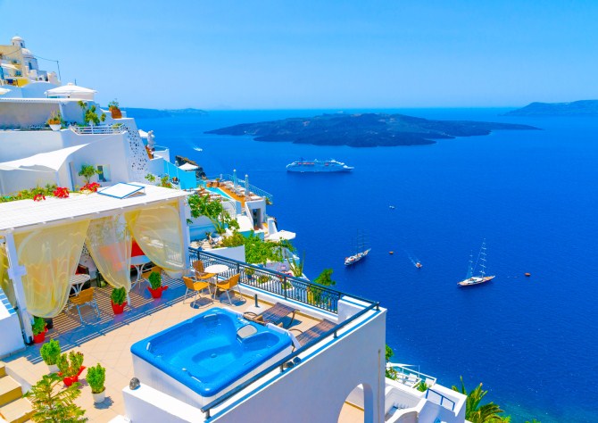 Best Honeymoon Destinations - Santorini Greece