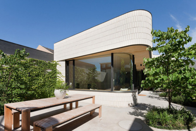 Modern Garden - Beach House Design