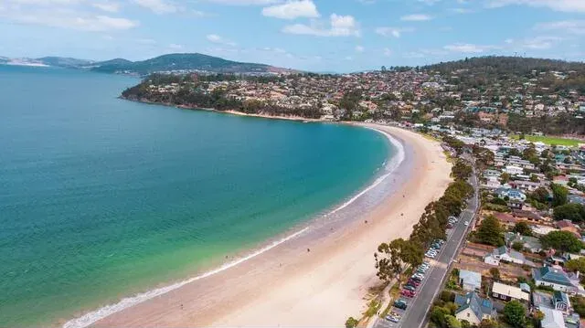 Kingston Beach
